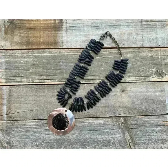 Abalone Necklace | Shell Necklace with Coastal Vibes | Vintage Beach Necklace - Picture 2 of 10